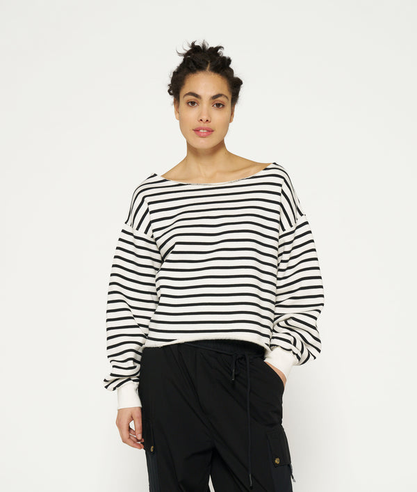 10DAYS | CROPPED BOAT NECK SWEATER STRIPES