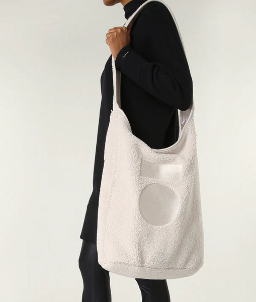 10 days tasche clearance