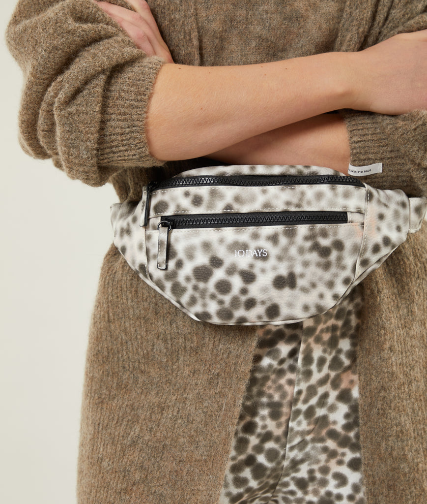 Leopard fanny packs best sale