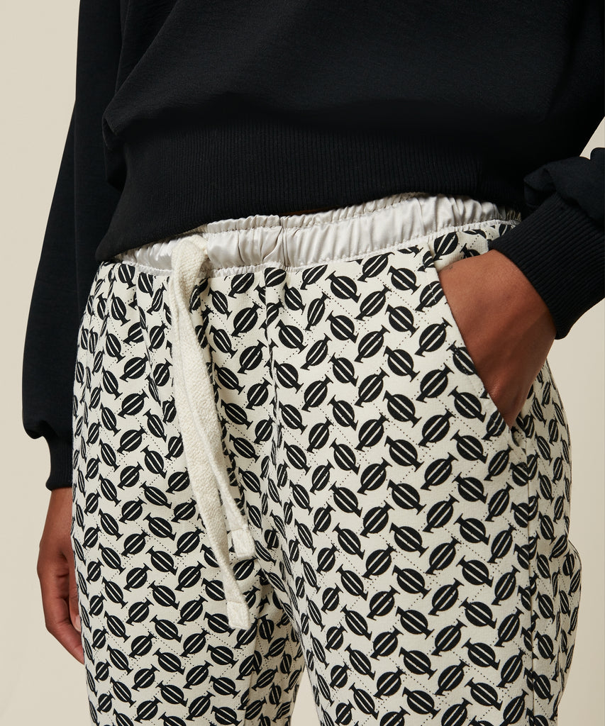 10 days sales cropped jogger zebra